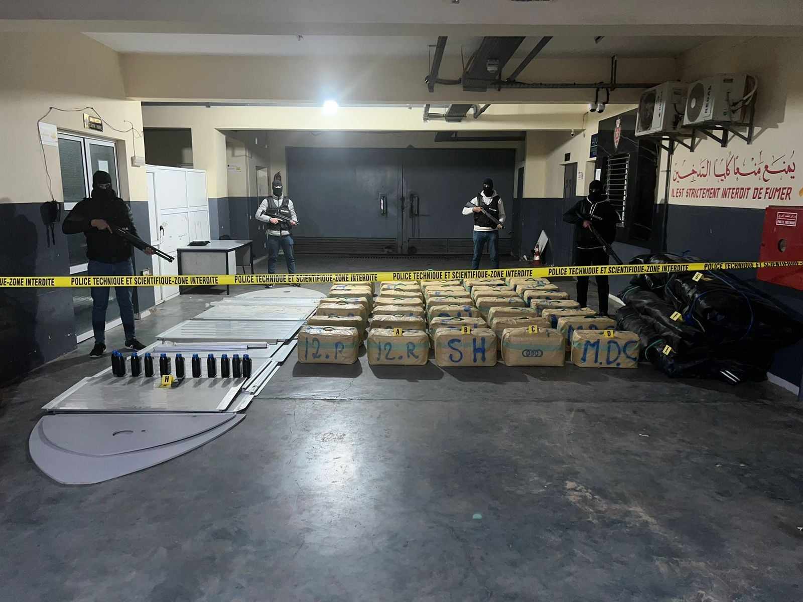 العيون: إحباط محاولة تهريب أزيد من 3ر1 طن من مخدر الشيرا
