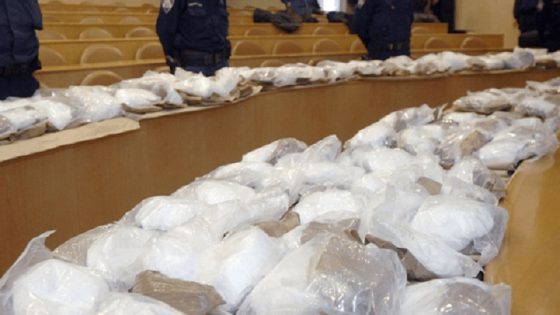 ضبط أزيد من 1500 كلغ من الكوكايين قبالة جزر الكناري بفضل التعاون مع المديرية العامة لمراقبة التراب الوطني