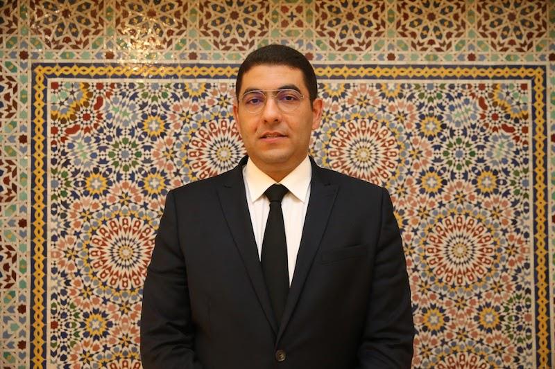 بنسعيد يتوج بجائزة أفضل شخصية حكومية في التواصل الحكومي الاجتماعي في الوطن العربي