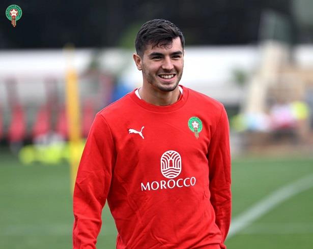 المنتخب المغربي يواصل استعداداته للقاء أنغولا