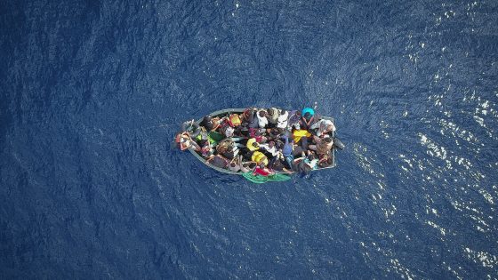 مصرع 3 مهاجرين غير نظاميين إثر انقلاب قارب عرض ساحل طرفاية