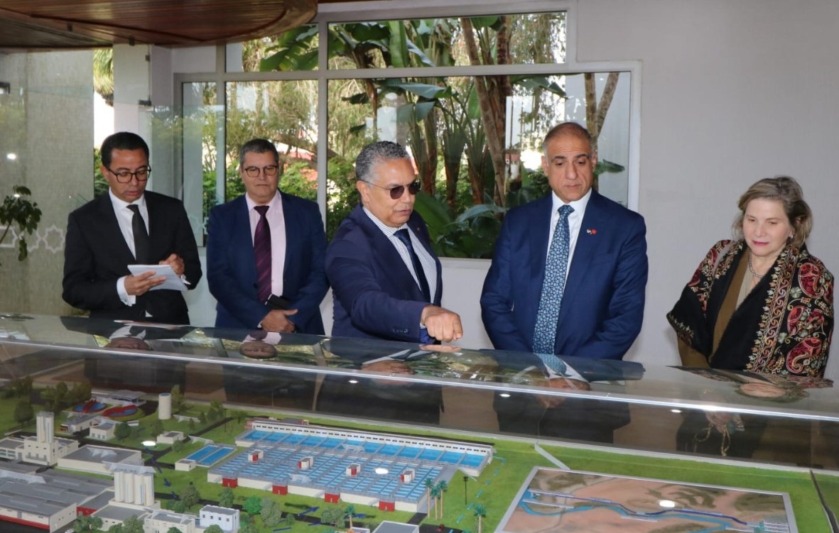 بحث سبل تعزيز التعاون بين المغرب والولايات المتحدة في مجالات الكهرباء والماء الشروب والتطهير السائل