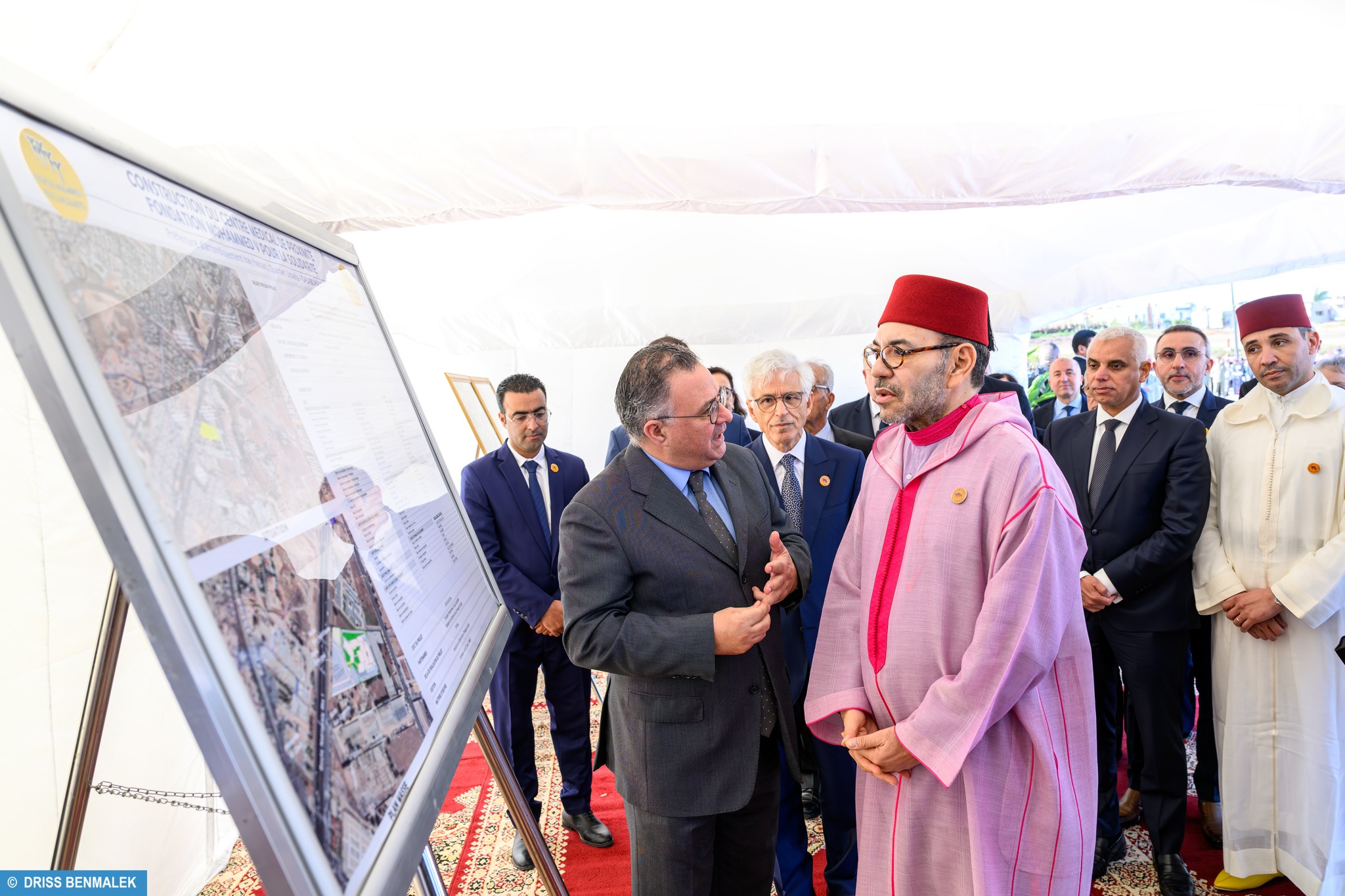 مؤسسة محمد الخامس للتضامن: جلالة الملك يشرف بالدار البيضاء على وضع الحجر الأساس لمركز طبي للقرب وإطلاق المرحلة الثانية من برنامج الوحدات الطبية المتنقلة