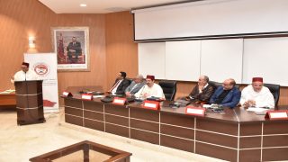 المحامي محمد رشيد فيزازي يدعو من خلال ندوة علمية للرفع من عدد القضاة بمحاكم المملكة لتجويد العدالة ورعاية تحقيق المحاكمة في أجل معقول