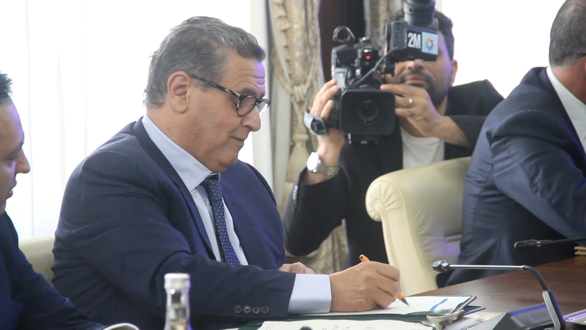 الحوار الاجتماعي.. النقاط الرئيسية في اتفاق الحكومة والنقابات