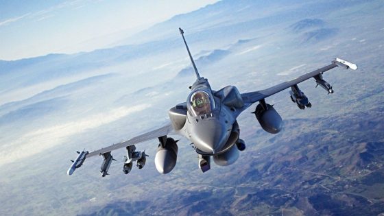 الإعلان رسميا عن بدء تصنيع طائرة (F-16) في نسختها الأخيرة “فايبر” للقوات المسلحة الملكية