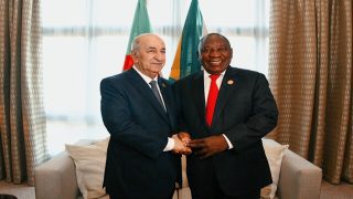 الجزائر وملف الصحراء من هزيمة إلى هزيمة الأمور لا تسير لصالح الجزائر إطلاقاً في موضوع الصحراء المغربية حيث تتوالى على دبلوماسيتها النكسات