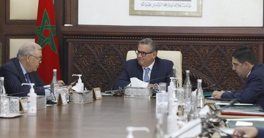 مجلس الحكومة يصادق على مشروع مرسوم بشأن علامة “مؤسسة الريادة”