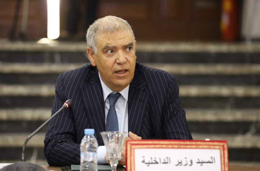 الرباط.. وزير الداخلية يترأس اجتماعا موسعا حول الاستعدادات لكأس العالم لكرة القدم 2030