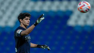 الهلال السعودي تأهل إلى نهائي كأس السوبر السعودية بفضل الحارس بونو