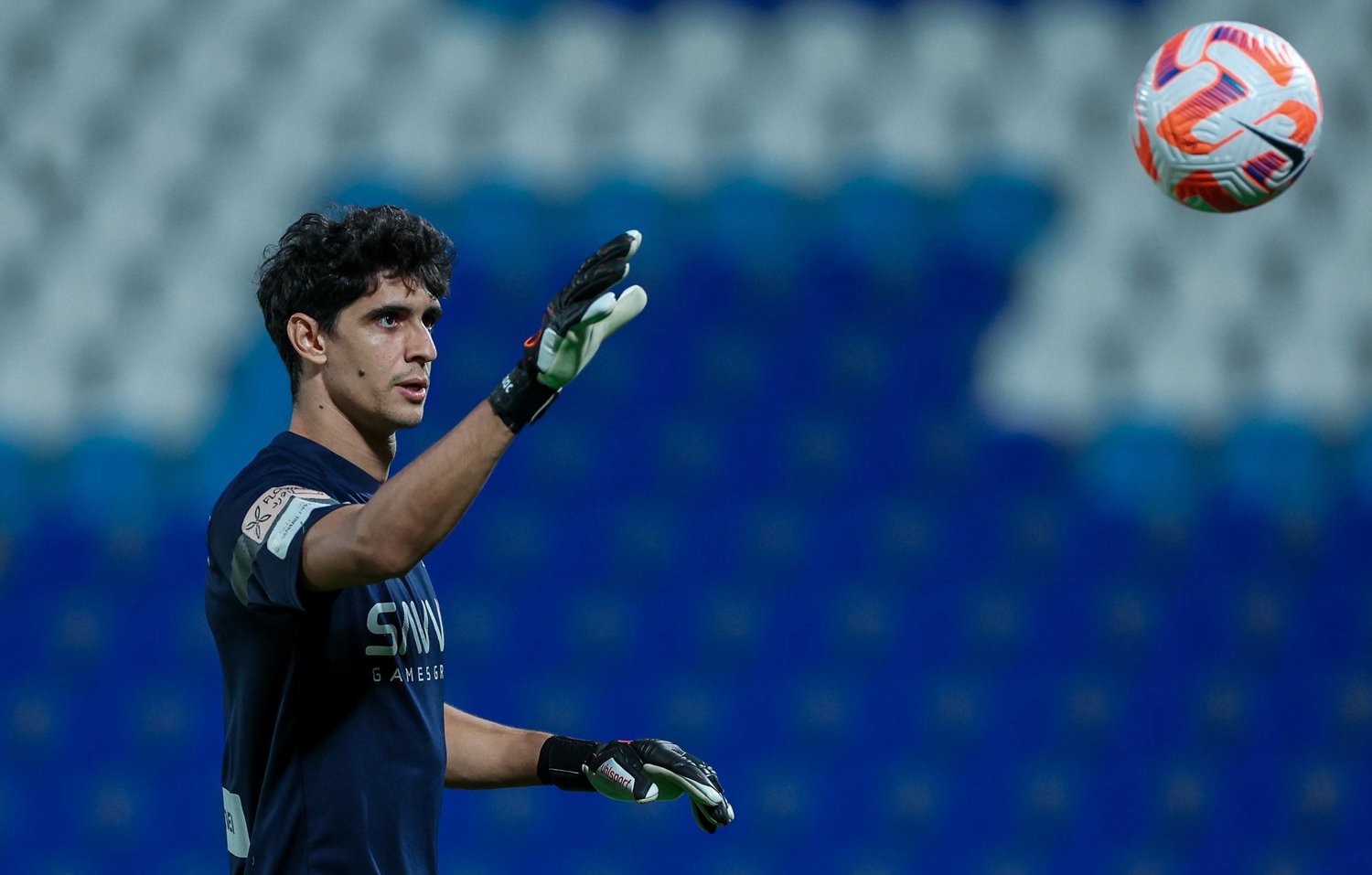 الهلال السعودي تأهل إلى نهائي كأس السوبر السعودية بفضل الحارس بونو