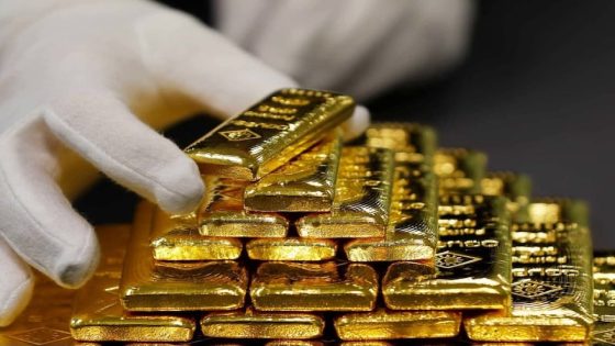 تراجع أسعار الذهب عن أعلى مستوياته على الإطلاق