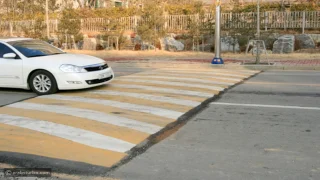 الداخلية تضع تصورا جديدا لإنهاء عشوائية المطبات على الطرقات