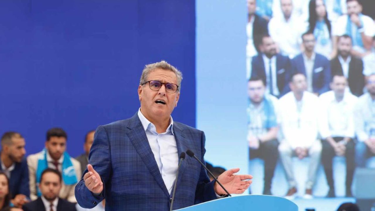 شبيبة الأحرار تشيد بحصيلة الحكومة وتدعو السياسيين إلى التحلي بالمسؤولية الأخلاقية