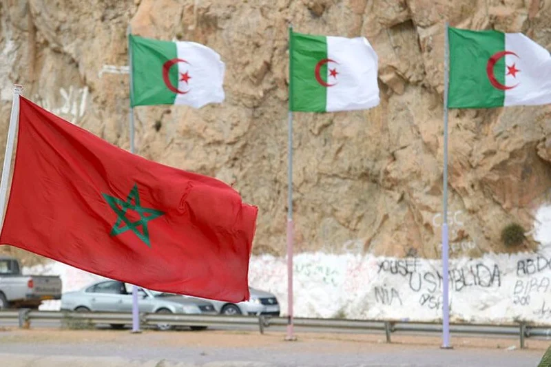 فرض التأشيرة على المواطنين المغاربة له أبعاد أخرى تتمثل تقليل حضور الجزائريين لحضور “كان” 2025