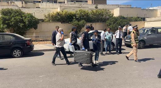 حقيبة مشبوهة بشارع الجيش الملكي تستنفر أمن البيضاء