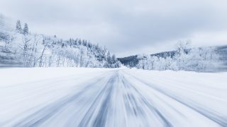 زخات رعدية وتساقط الثلوج.. الحسين يوعابد يكشف سبب التغير المناخي