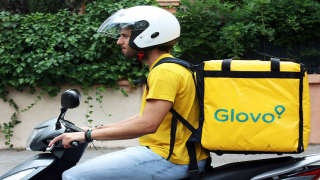 مجلس المنافسة يحقق في خدمات “Glovo” والشركة توضح
