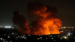 المغاربة المقيمين بلبنان يوجهون نداءات استغاثة لإجلائهم من ساحة