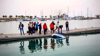 سقوط سيارة بمياه الميناء الترفيهي لمدينة السعيدية مارينا