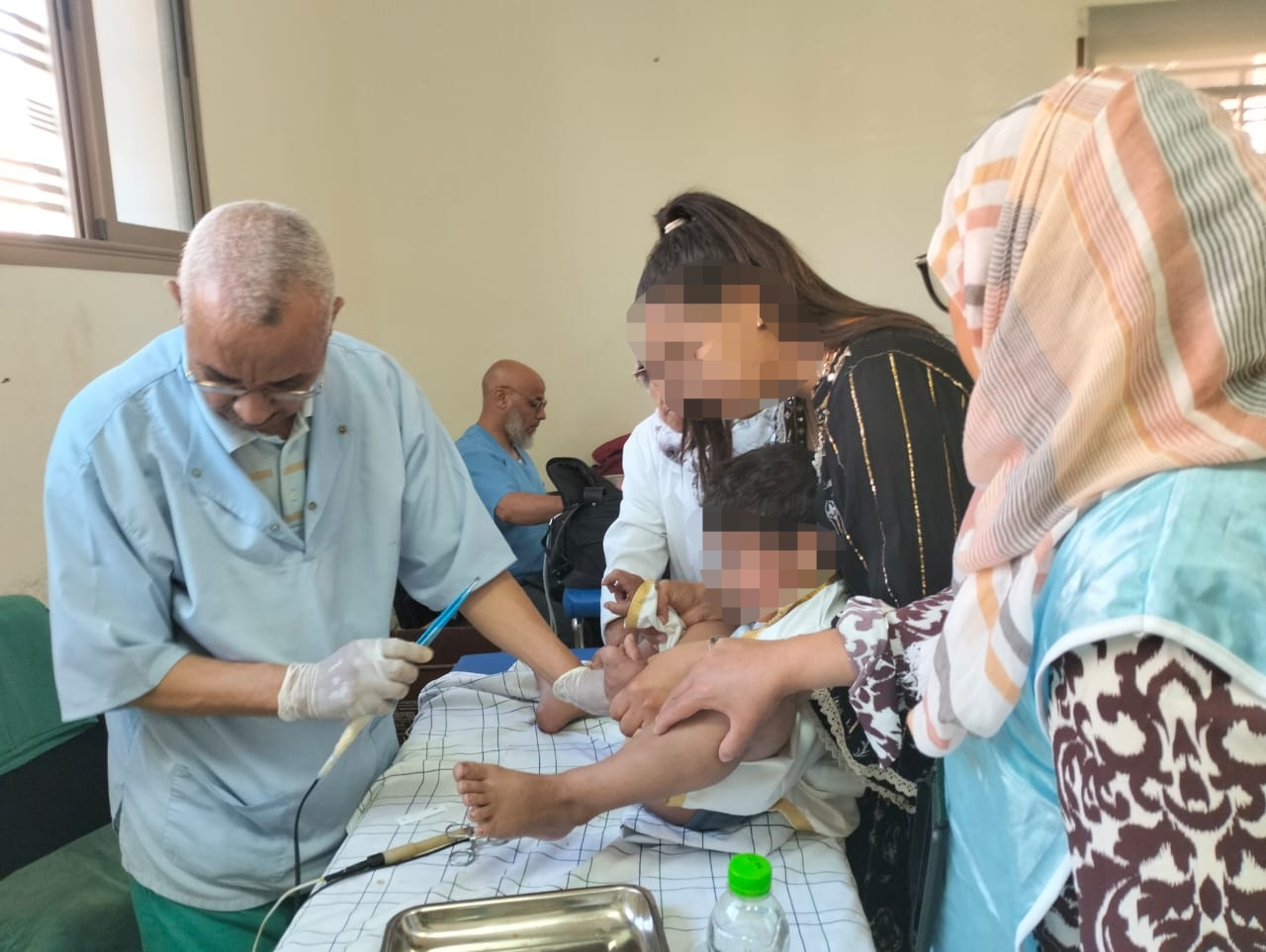 إعذار الأطفال بشفشاون الضابطة القضائية تتحرك..أخطاء فادحة في العملية أدت إلى فقدان شبه كامل للأعضاء الذكورية