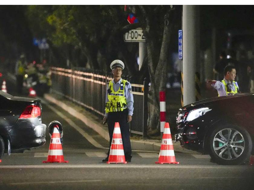 مصرع 35 شخصا وإصابة 43 آخرين في حادث دهس بالصين