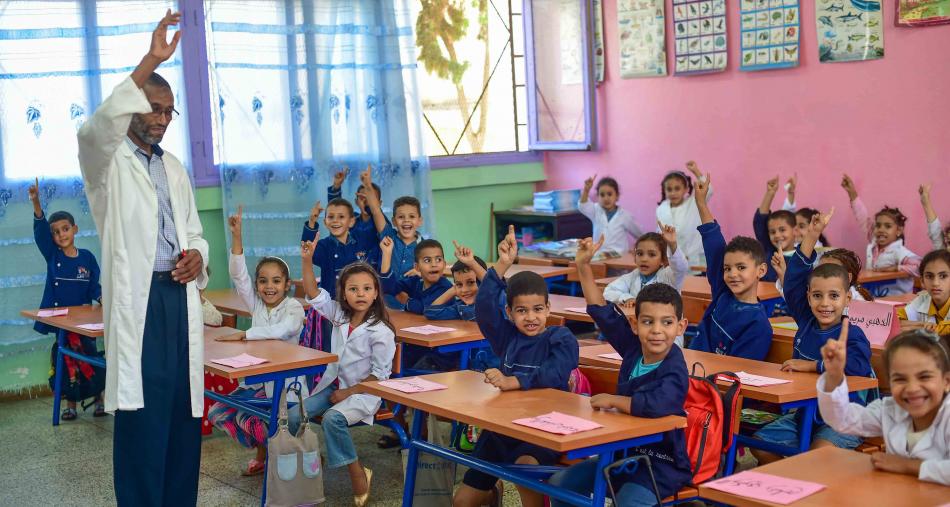 برلماني يطالب بإعادة النظر في شرط السن لولوج قطاع التعليم