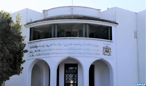 وزير الفلاحة يبحث تعيين كاتب عام جديد ذو كفاءة عالية