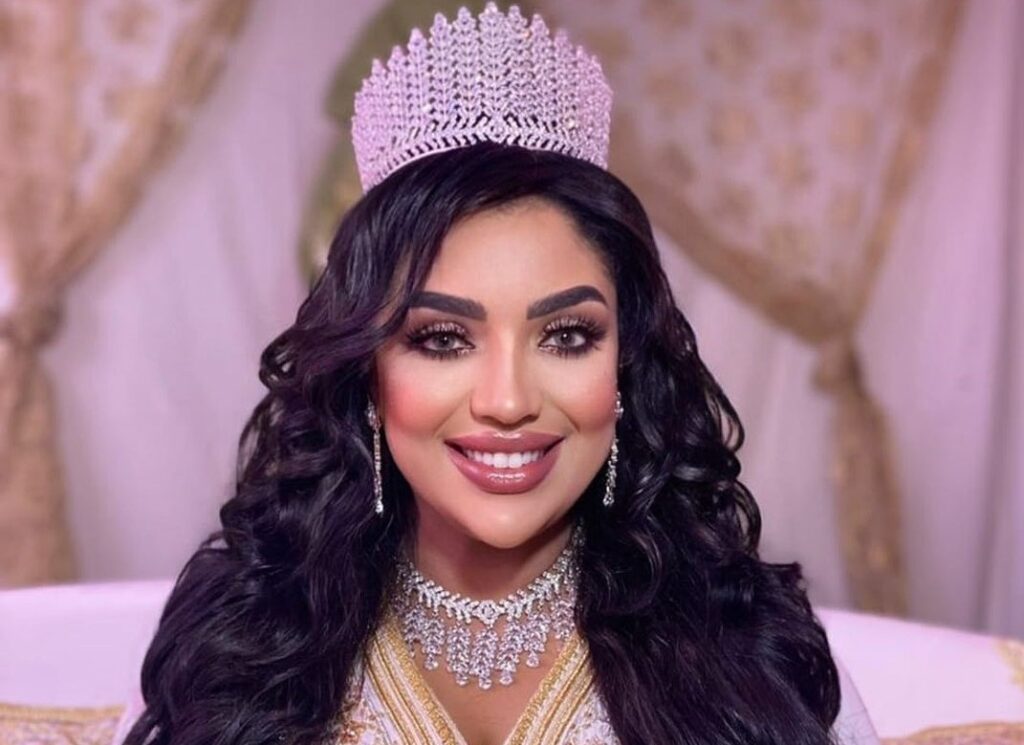 هذا ما قررته محكمة فاس في قضية الفنانة أميمة باعزية وزوجها “الهارب”