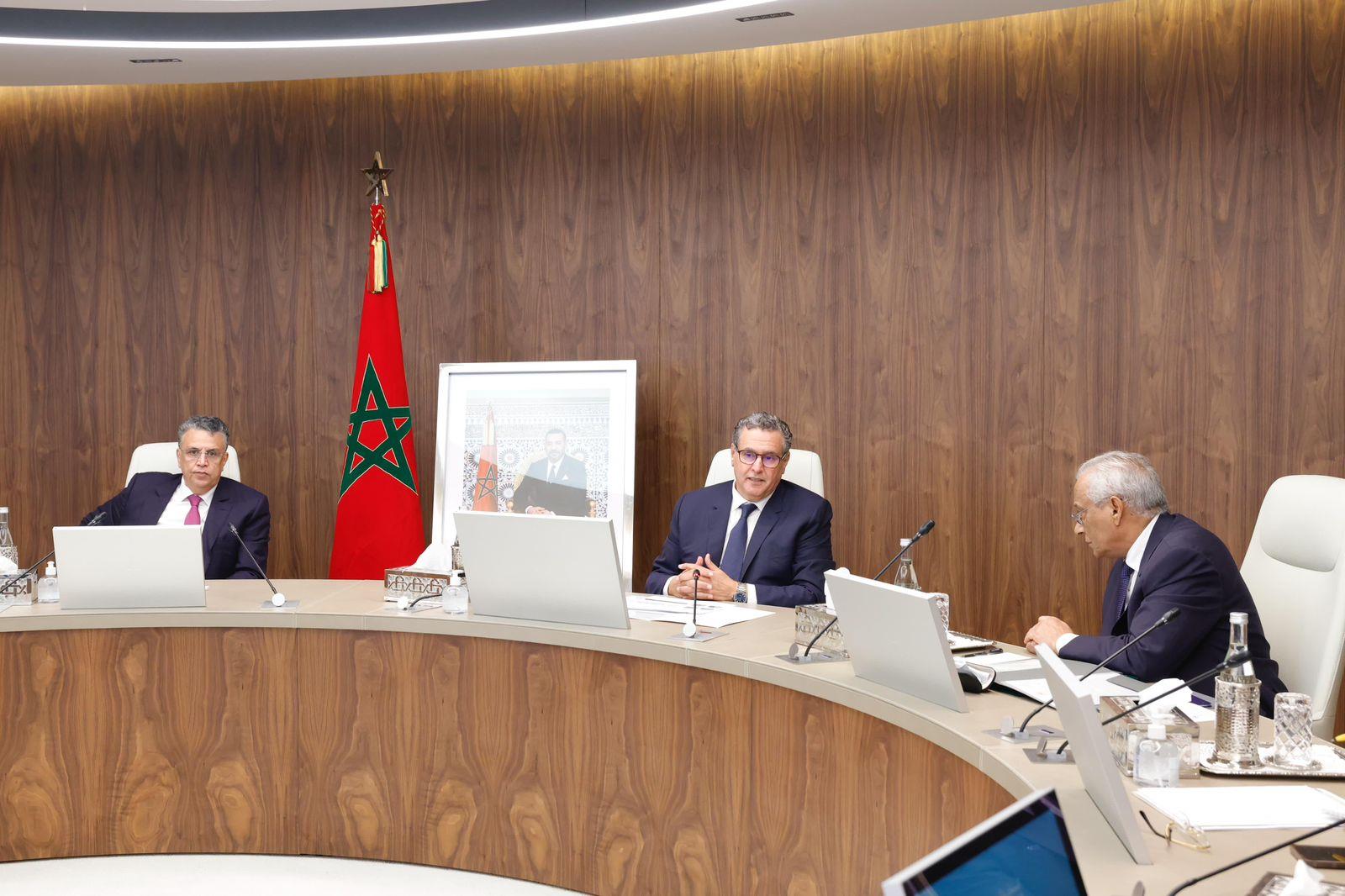 أخنوش يترأس اجتماعا لمناقشة تفعيل قانون العقوبات البديلة