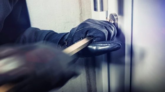 سرقة منزل أستاذ نواحي تارودانت تثير جدلًا واسعًا في المغرب والوسائل الإعلامية الدولية