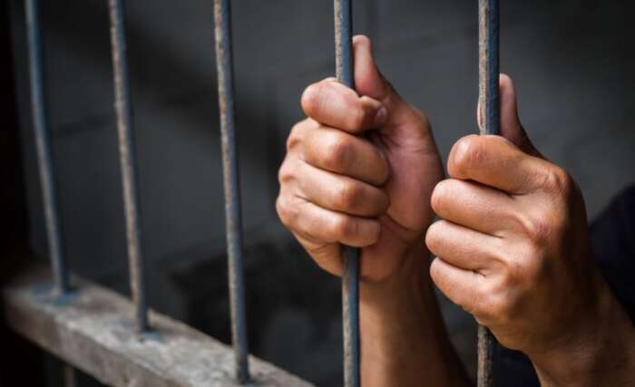 وجّه لها طعنات قاتلة.. رفع عقوبة قاتل تلميذة بمدينة صفرو من 22 سنة حبسا إلى المؤبد
