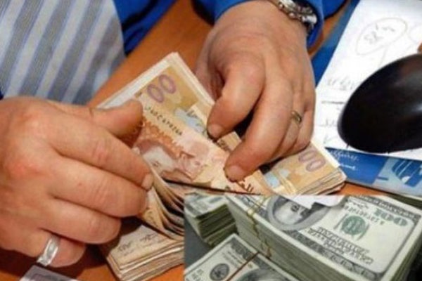المغاربة المقيمون بالخارج: تحويلات بقيمة 17.86 مليار درهم