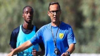 فريق المغرب الرياضي الفاسي ينفصل بالتراضي عن مدربه الإيطالي غولييرمو أرينا