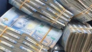 “فلوس الجليجة “.. مداخيل التصريح الطوعي الضريبي تصل إلى 120 مليار درهم 5 في المائة من هذه المداخيل ستضخ في ميزانية الدولة