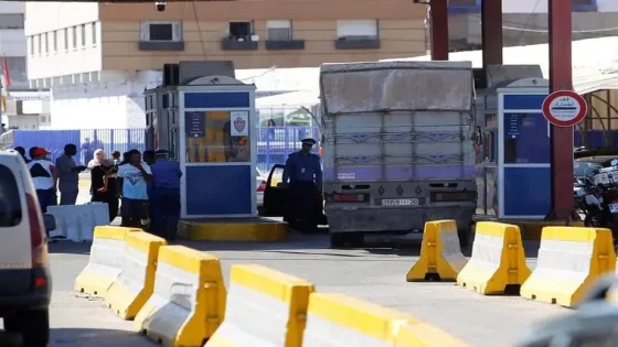 المغرب يمنع دخول أول شاحنة محملة بالبضائع من مليلية المحتلة
