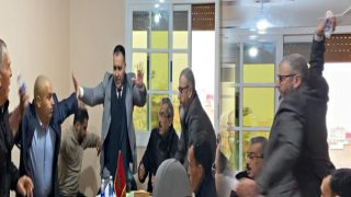 أعمال عنف وصراع داخل دورة المجلس الجماعي لجماعة وردانة بإقليم الدريوش- فيديو