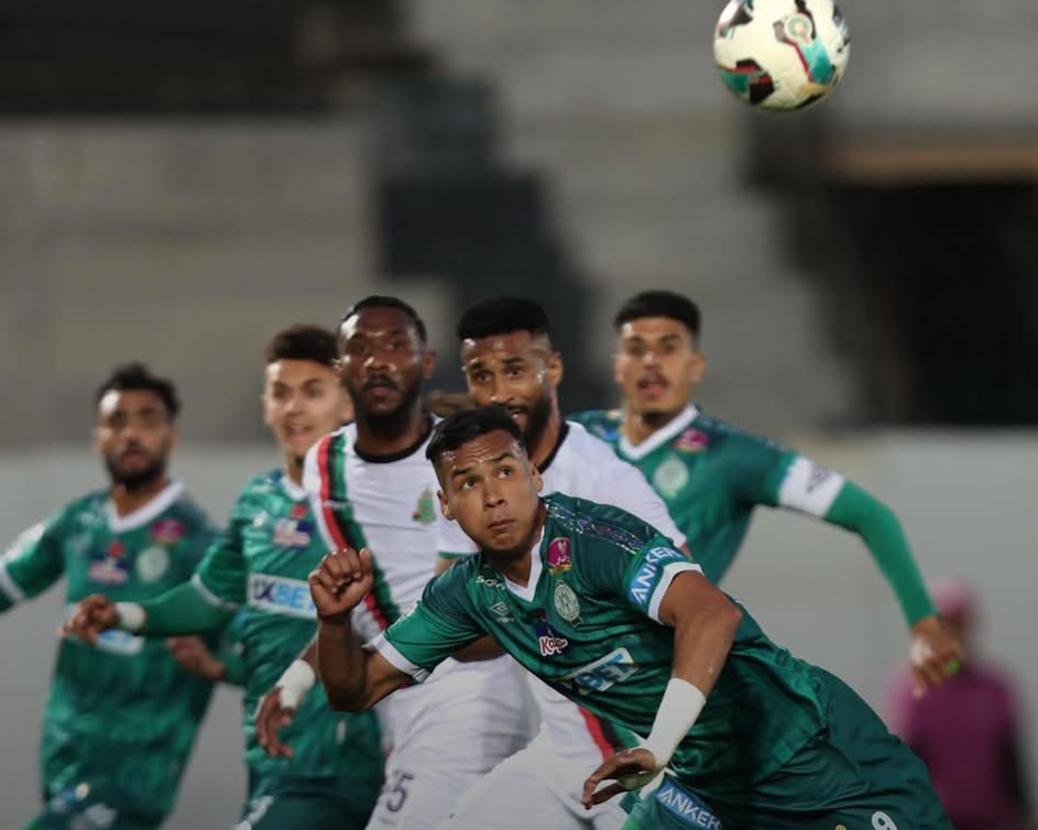 الكلاسيكو بين الجيش والرجاء ينتهي بالتعادل السلبي