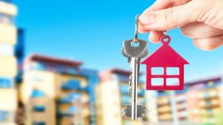 شركة العمران فاس – مكناس تقوم بأول عملية تسليم المفاتيح للمستفيدين من برنامج الدعم المباشر للسكن في الجهة