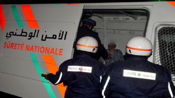 الحسيمة..مختل عقليا يثير حالة من الهلع وسط المدينة