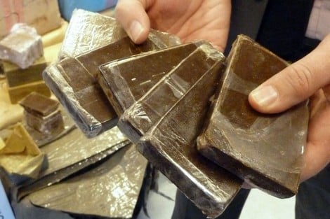 الدرك يحجز 37 صفيحة من مخدر الشيرا على متن حافلة قرب أكادير ويوقف السائق