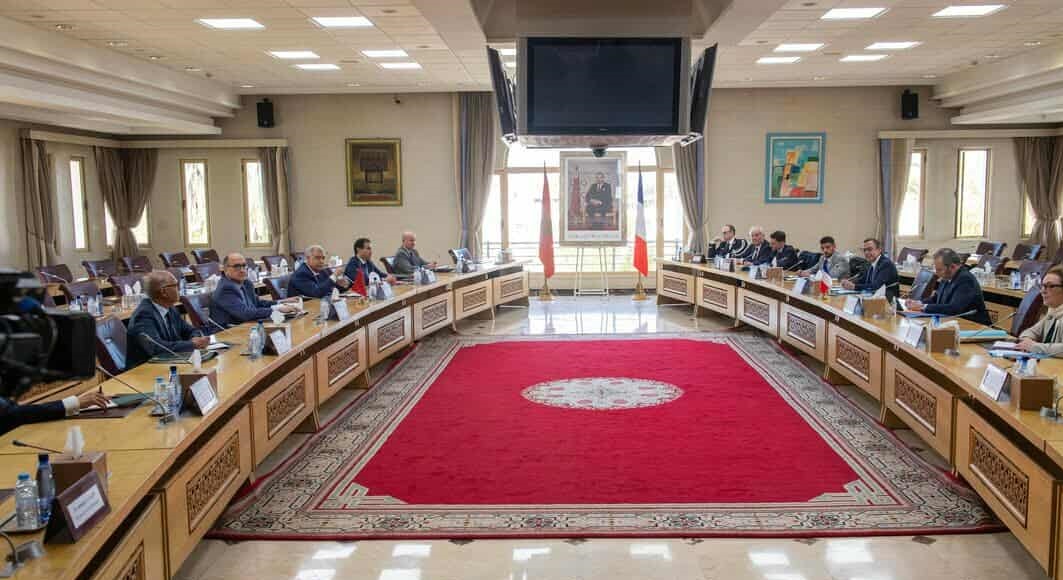 وزير الداخلية يعقد بالرباط اجتماع عمل مع نظيره الفرنسي