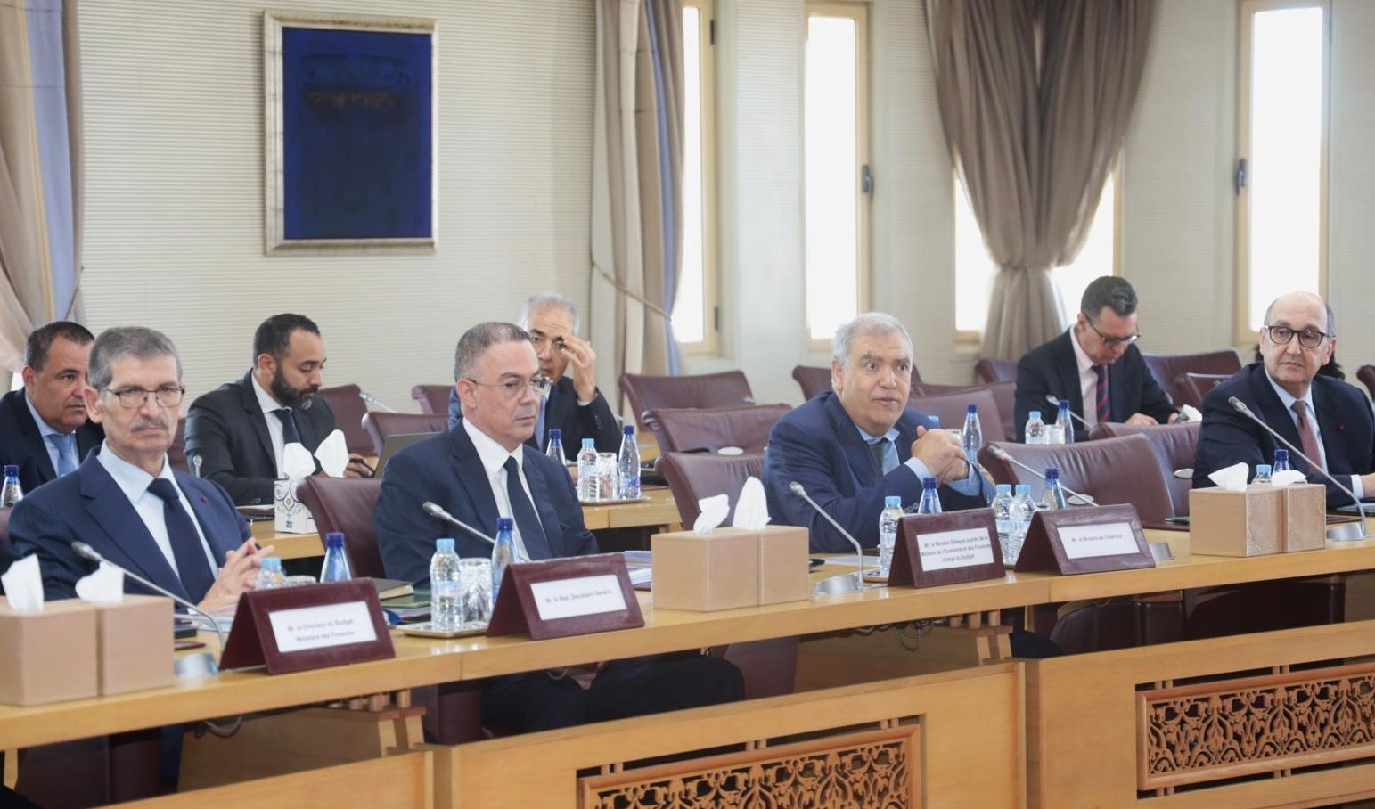 اجتماع بالرباط لتقييم مدى تقدم الأشغال المتعلقة بإنشاء وإعادة تأهيل الملاعب بالمدن الست المستضيفة لمباريات كأس أمم إفريقيا 2025