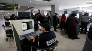 توقيف إفريقي قادم من أمريكا الجنوبية في مطار محمد الخامس بالبيضاء