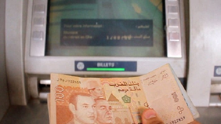 تراجع عجز السيولة البنكية بنسبة 3.86 في المائة