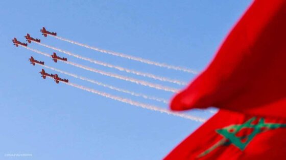عيد العرش المجيد .. القوات المسلحة الملكية تنظم عروضا جوية وقفزات استعراضية بالمظلات