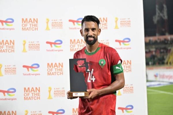 حريمات أفضل لاعب في مباراة المنتخب الوطني المحلي ضد أنغولا