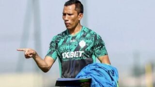 الرجاء يتعاقد رسميا مع المدرب فادلو دافيدز