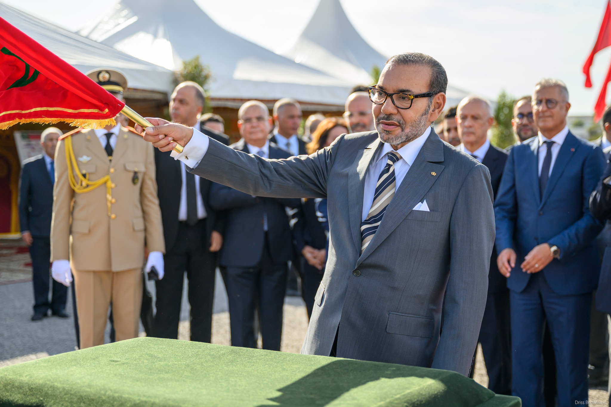 وسائل إعلام دولية: المشاريع السككية التي أطلقها جلالة الملك بالدار البيضاء ستُحدث تحولا عميقا في مجال النقل