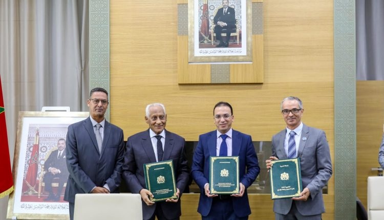 توقيع برنامج عمل لتكوين السجناء في الحرف التقليدية لسنة 2025 واتفاقية إطار لتنزيل قانون العقوبات البديلة